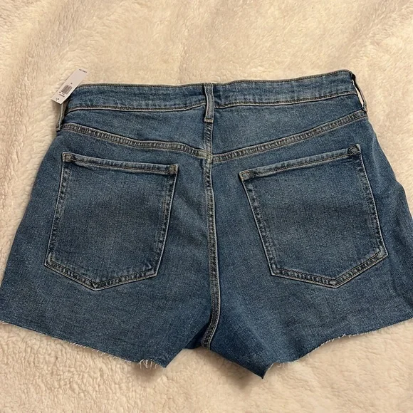 Old Navy size 14 high-rise Jean shorts - Picture 4 of 7
